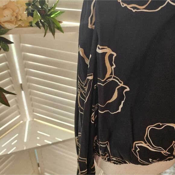 11 HONORE  NEW GOLD / BLACK JASMINE FLORAL BLOUSE MULTIPLE SIZES - Picture 5 of 7